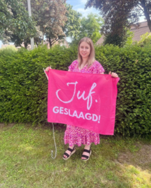 Fuchsia JUF. Geslaagd Vlag Krijt