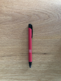 Rood JUF. Pen Krijt