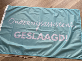 Mint ONDERWIJSASSISTENT. Geslaagd Vlag Krijt