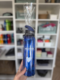 MEESTER. Cadeaupakket waterfles en keycord blauw