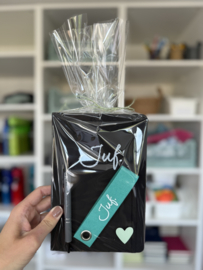 JUF. Cadeaupakket notitieboekje, pen en sleutelhanger zwart/turquoise