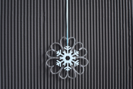 6x Houten hangers naturel 11x11cm - sneeuwvlokken
