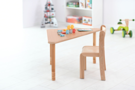 Driehoekige Flexi- tafel 108x80x80cm beuken 58-76cm hoogte verstelbaar