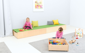 Platform met opening zijkant