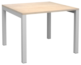 Kvadra bureau tafel 140 cm.