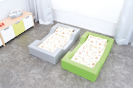 Foam bed met uitsparingen 128x75x25cm  - Grijs