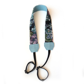Leren camerariem | vintage borduur look bloemen