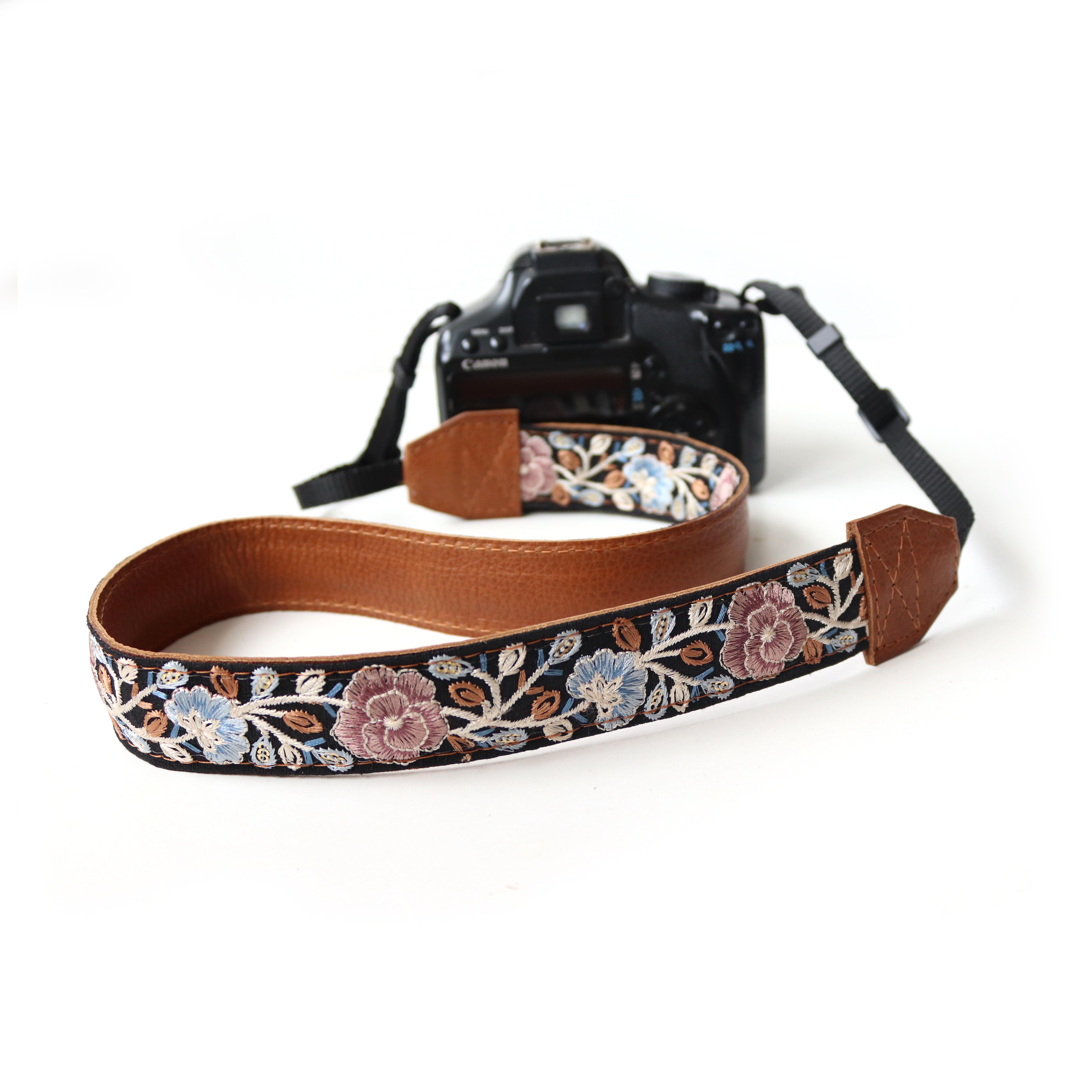 Leren camerariem Boho | zwart bloemen