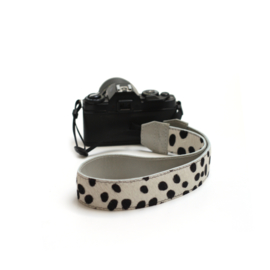 Camerastrap dalmatian - light gray