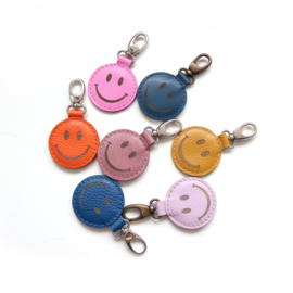 Smiley  sleutelhanger | optioneel met Airtag vakje