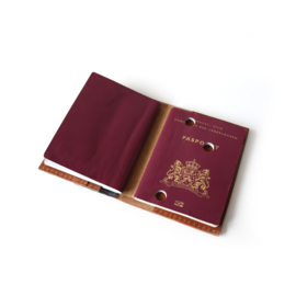 Leren paspoort hoesje Rommy - cognac