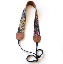 Leren camerariem | vintage borduur look bloemen