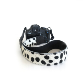 Camerastrap dalmatian - black