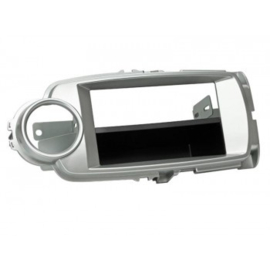 2-DIN PANEEL TOYOTA YARIS 2011-2014 KLEUR: ZILVER