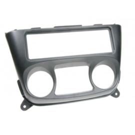 1-DIN PANEEL NISSAN ALMERA 2000-2006 KLEUR: ZWART