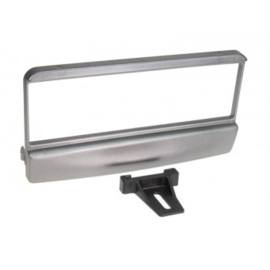 1-DIN PANEEL FORD ESCORT/TRANSIT/ SCORPIO - MAZDA 121 KLEUR: ZILVER