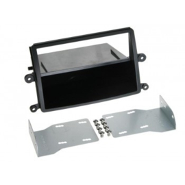 2-DIN PANEEL WITH POCKET MITSUBISHI L200 2006-2015 KLEUR: ZWART