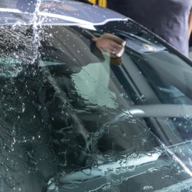 Meguiars Ultimate Glass Cleaner & Water Repellent