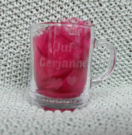 Theeglazen met geëtste naam