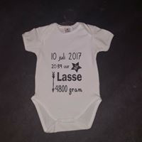Romper met geboorte gegevens