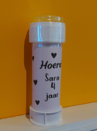 Bellenblaas verjaardag roze met hartjes
