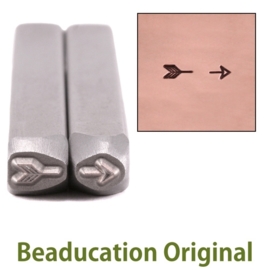 Broken Arrow,  4,5x2,15mm (2 stempels)  (Beaducation)