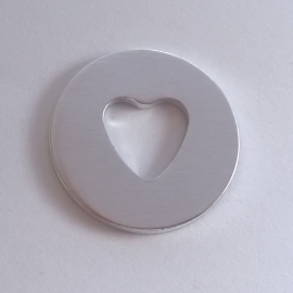 Ring met hartvorm - buitenmaat 32mm