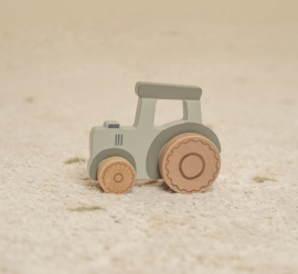 LD little farm tractor