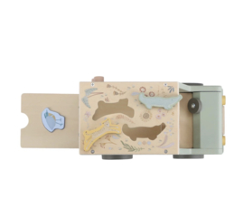 LD Safari vormenstoof auto