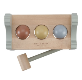 LD hamerbankje met ballen Little Farm