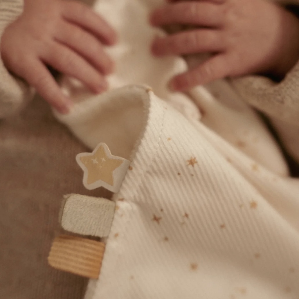 LD Knuffeldoekje met bijtring - Newborn Naturels