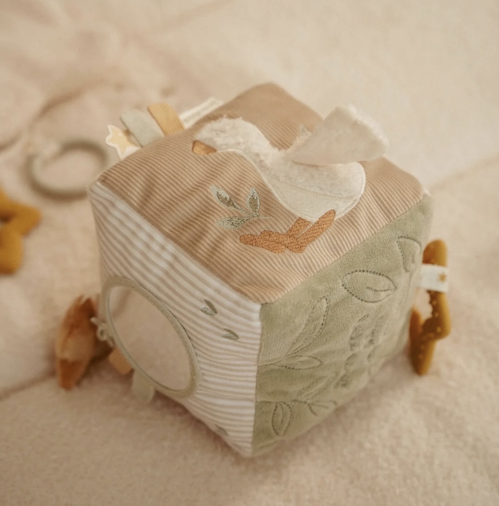 LD activiteitenkubus Newborn Naturels