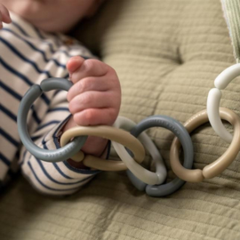 Little Dutch Little loops tot links blauw