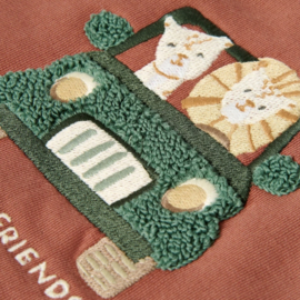 LD sweater dessert red