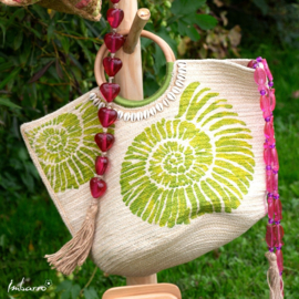 SHOPPER SHANI GREEN