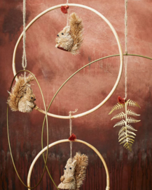 HANGING GRASS SQUIRREL - MADAM STOLTZ