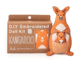 Level 2 Borduurkit Kangaroo met kind