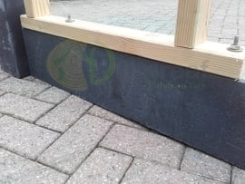 Betonband voor onder wanden
