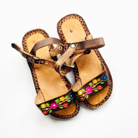 Sandaaltjes, handmade in Mexico