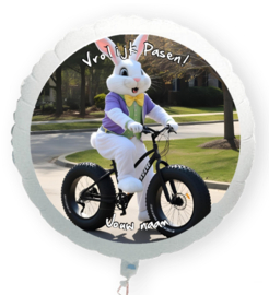 Vrolijk Pasen paashaas op fatbike folie ballon XL met eigen naam 58cm