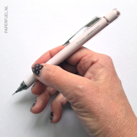 Tombow mono graph GRIP vulpotlood purple