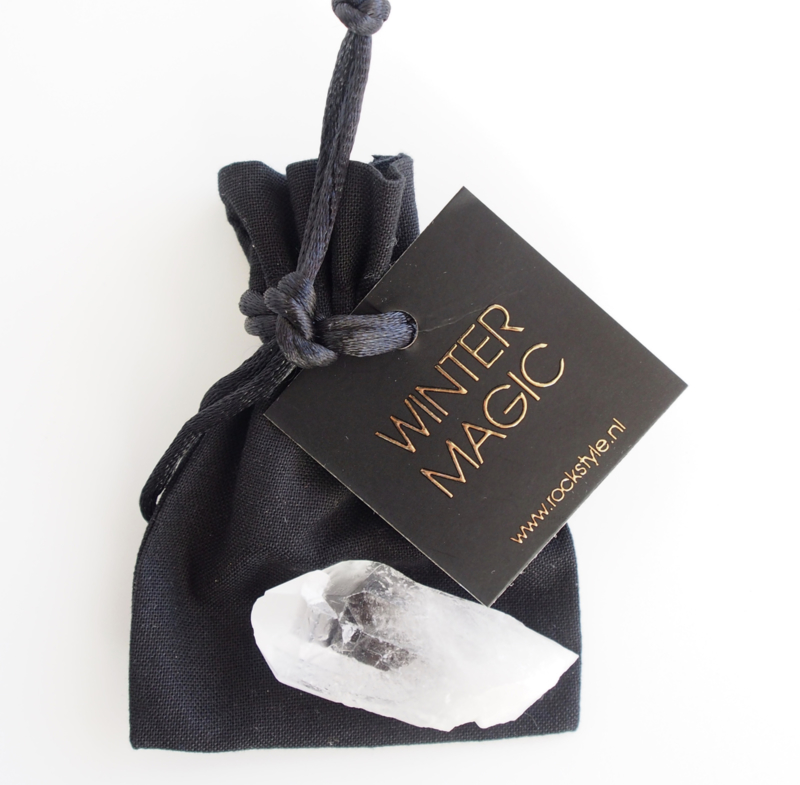WINTER MAGIC - black giftbag