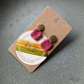 Handmade oorbellen roze