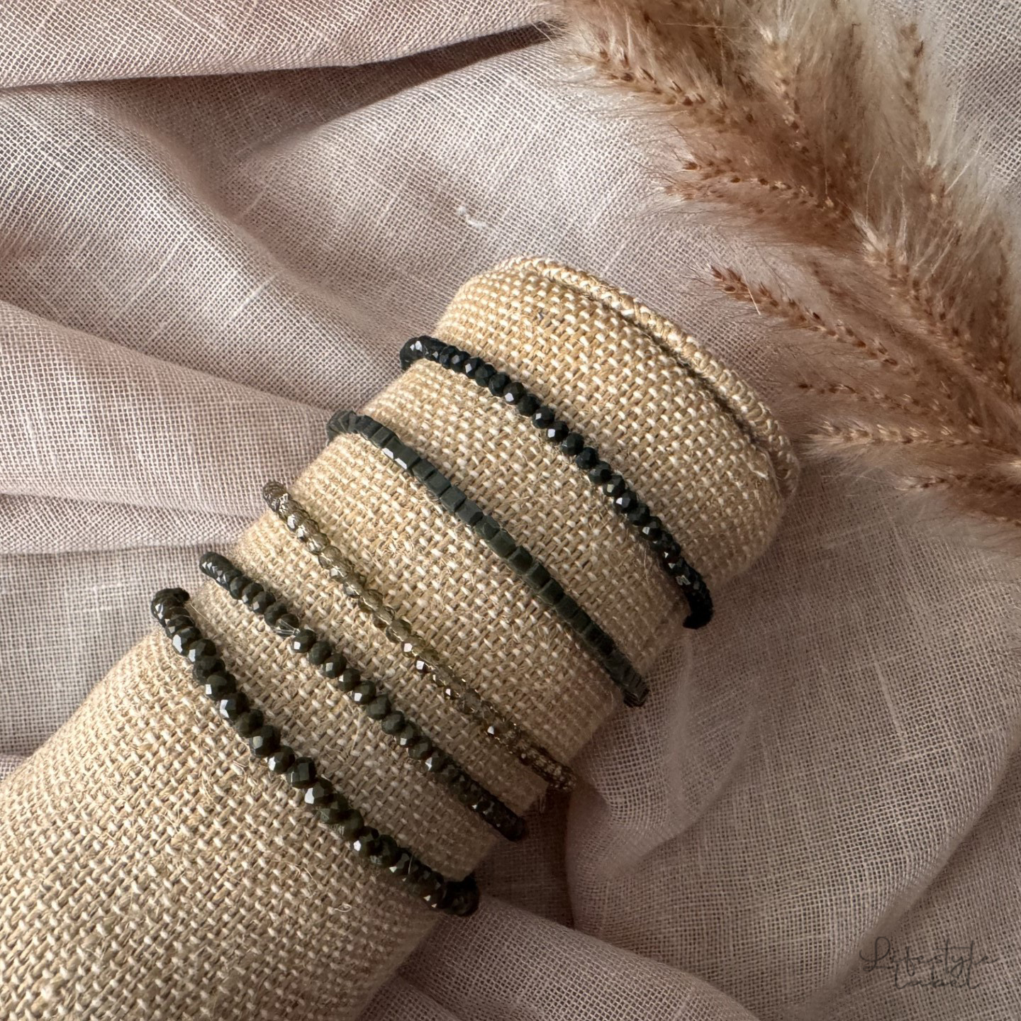 Sprankelende kralen armbandjes d.groen