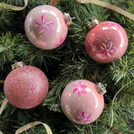 Kerstbal handmade middel set 35