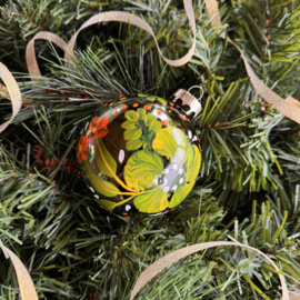 Kerstbal handmade middel nr 7.