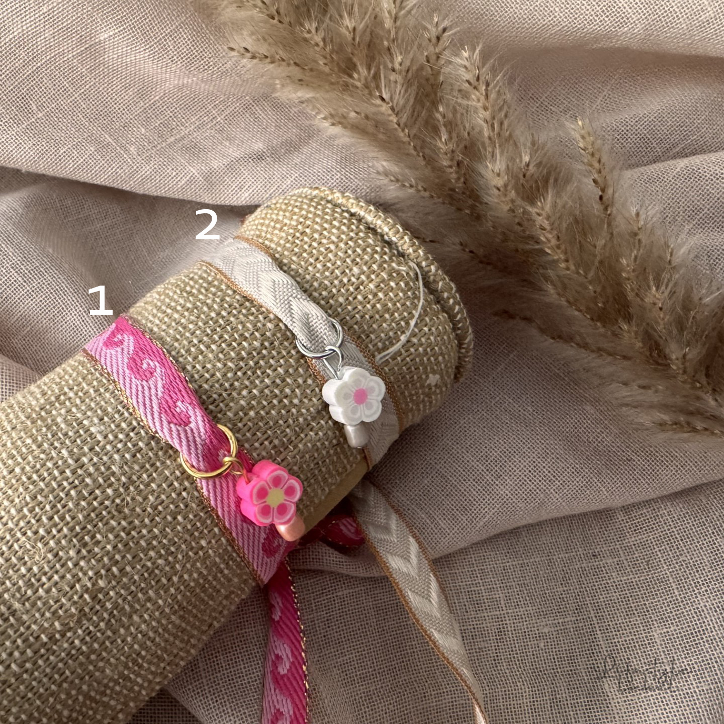 Lintarmband roze en neutraal