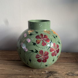 Handbeschilderde vaas Nena