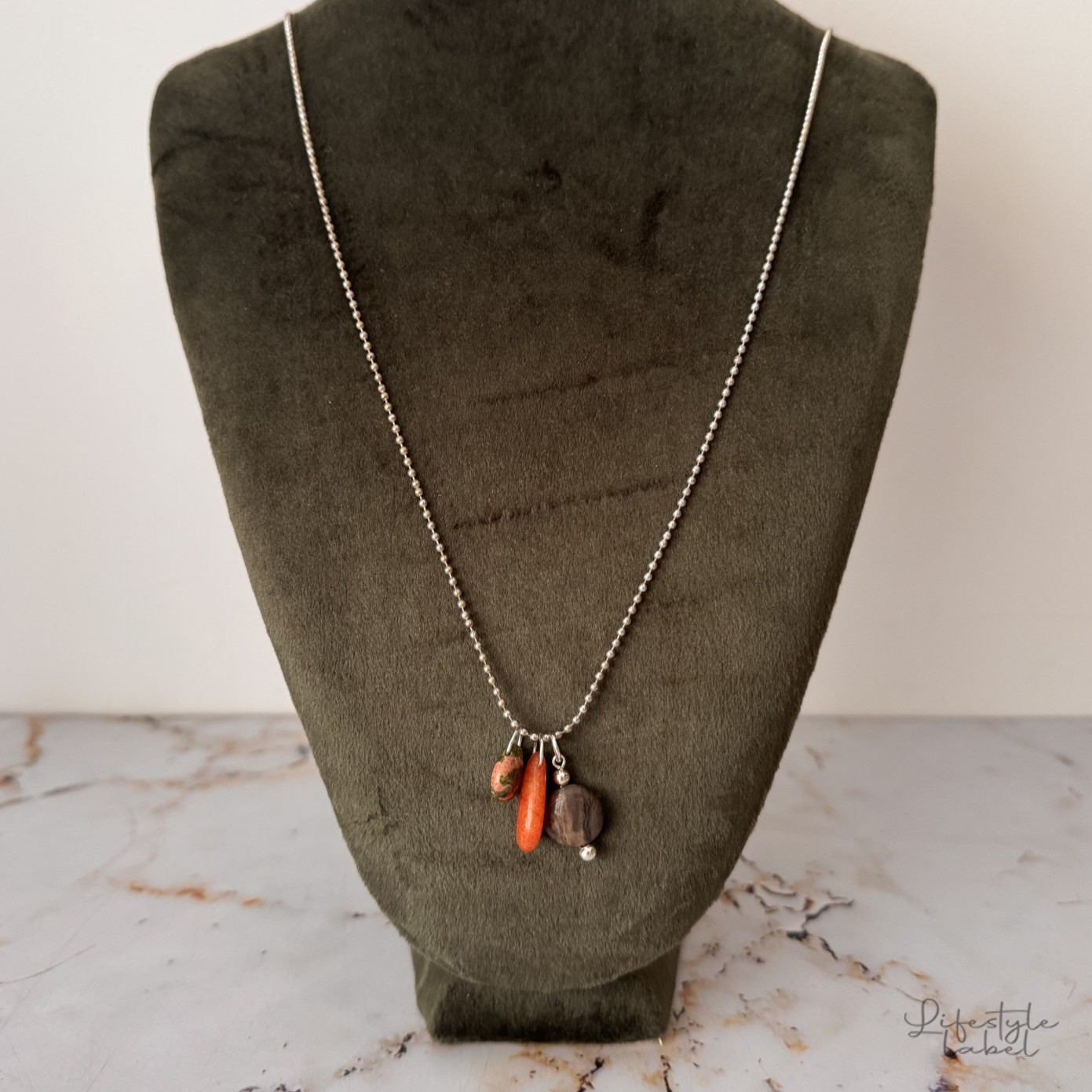 Ketting zilver lang oranje/groen