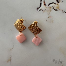 Oorbellen gold roze